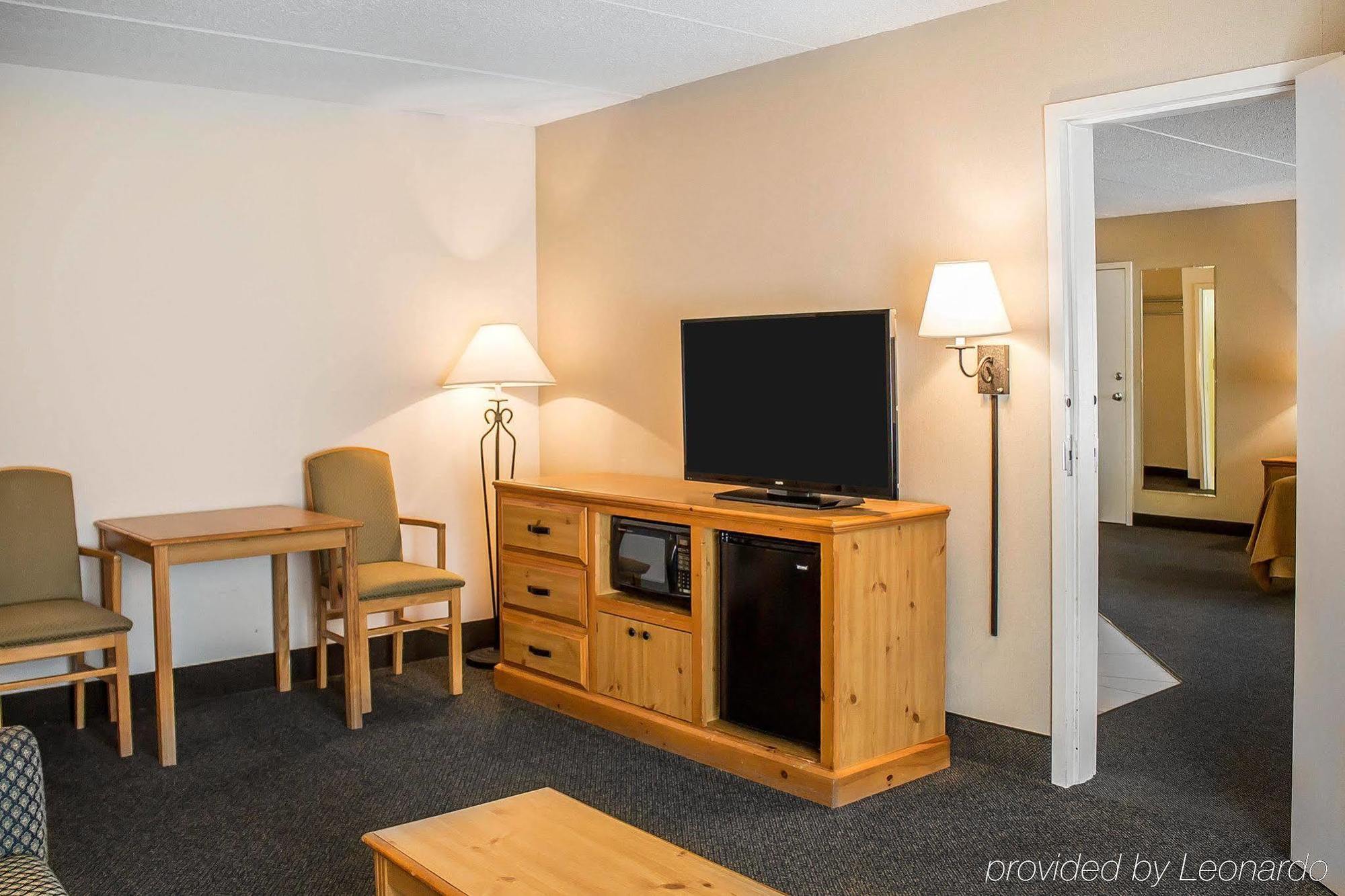 Quality Inn Rhinelander Ngoại thất bức ảnh