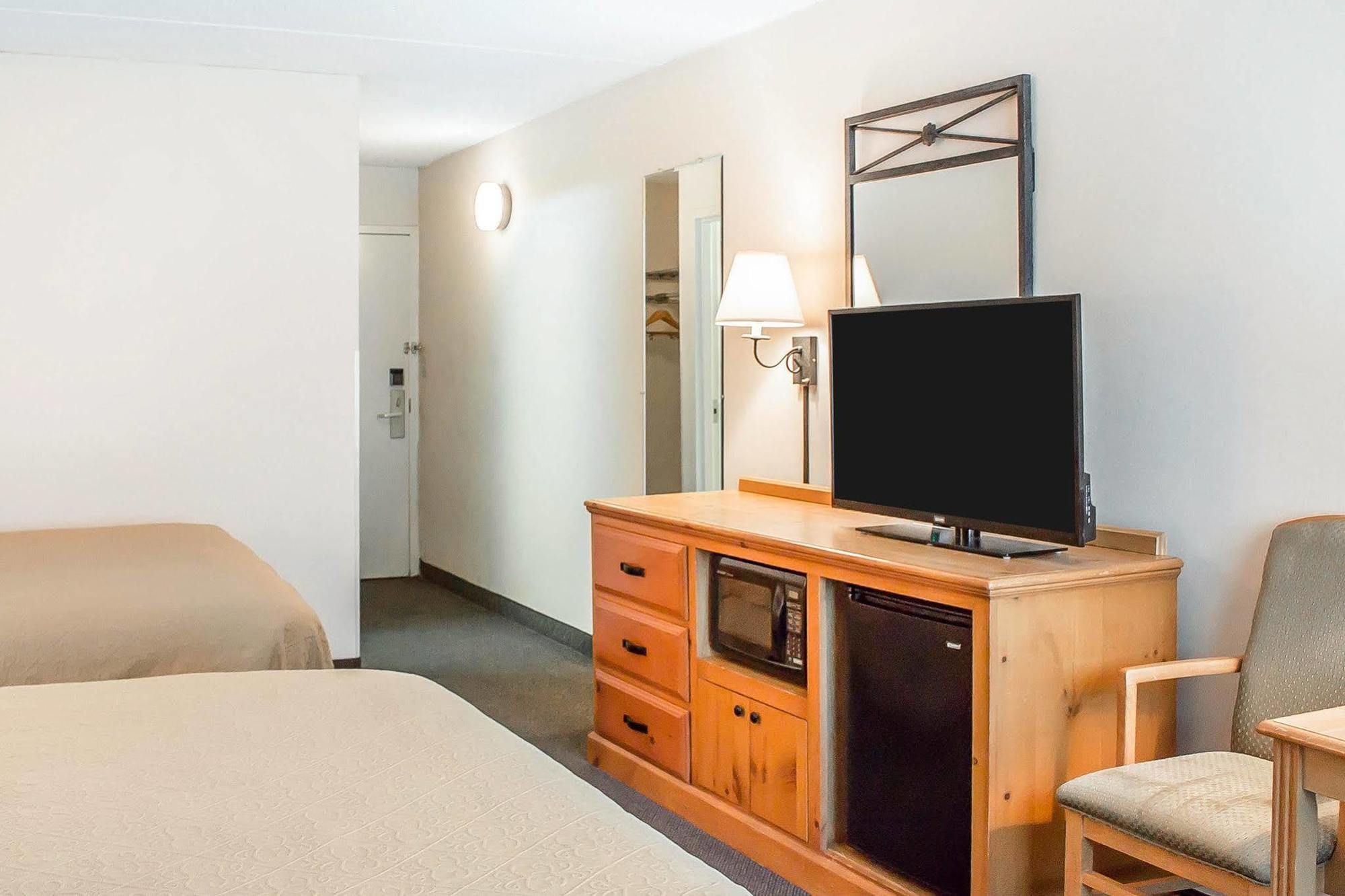 Quality Inn Rhinelander Ngoại thất bức ảnh